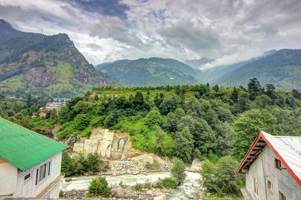 Hotel The Himachal Inn Manāli Екстериор снимка
